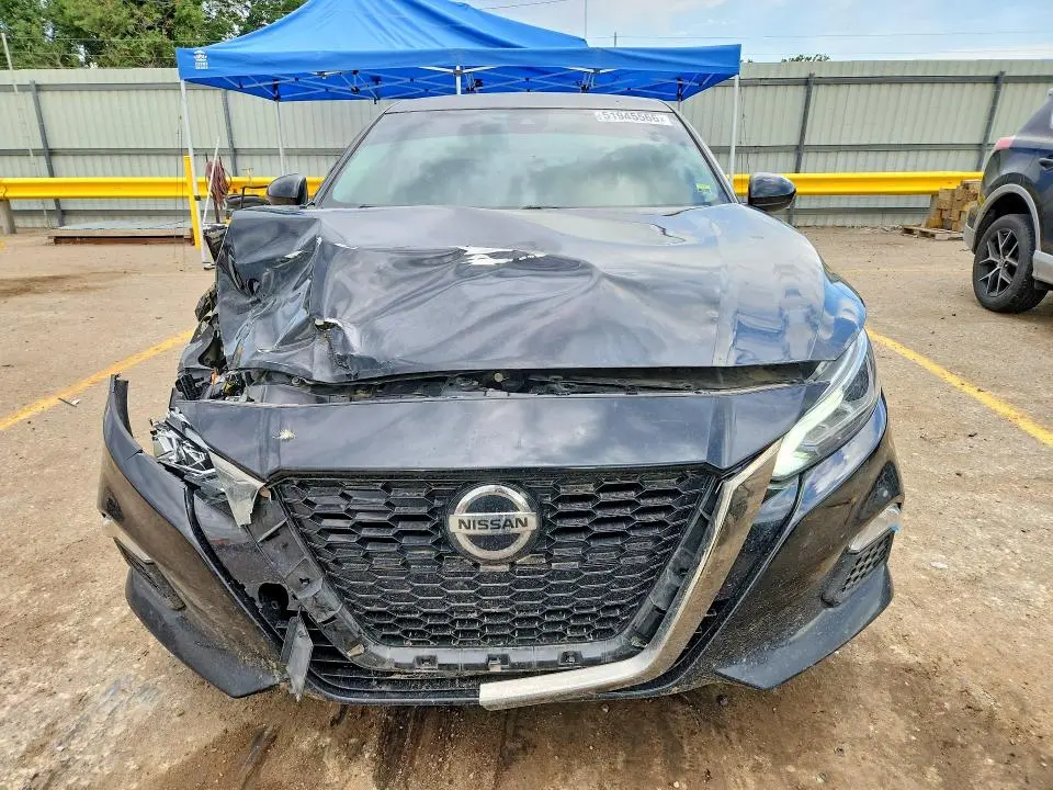 2020 NISSAN ALTIMA SR  
