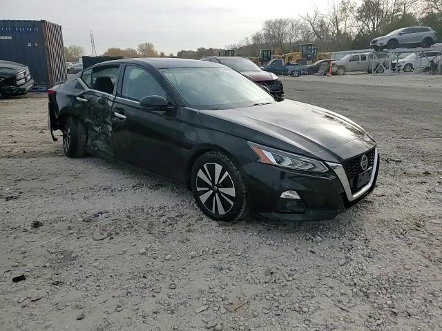 2019 NISSAN ALTIMA SL