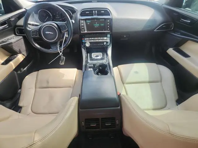 2017 JAGUAR XE PREMIUM  