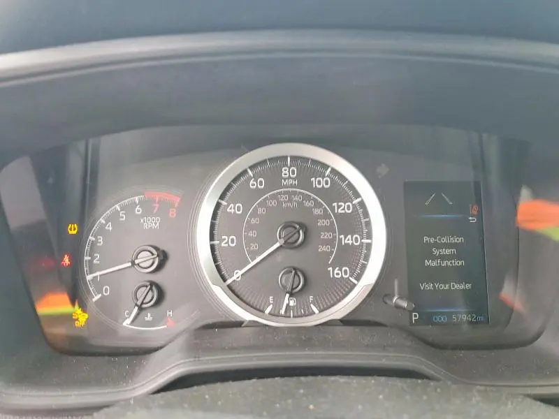 2021 TOYOTA COROLLA LE  