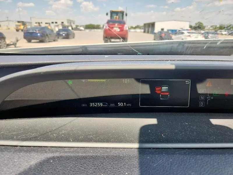 2017 TOYOTA PRIUS   