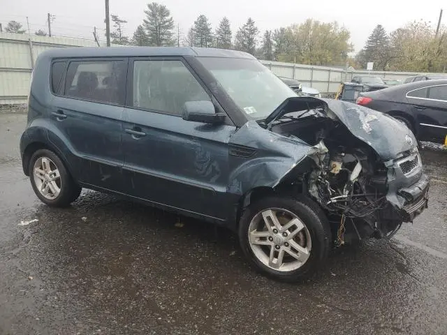 2011 KIA SOUL +  