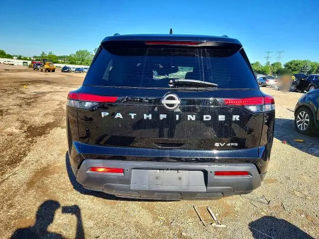 2022 NISSAN PATHFINDER SV  