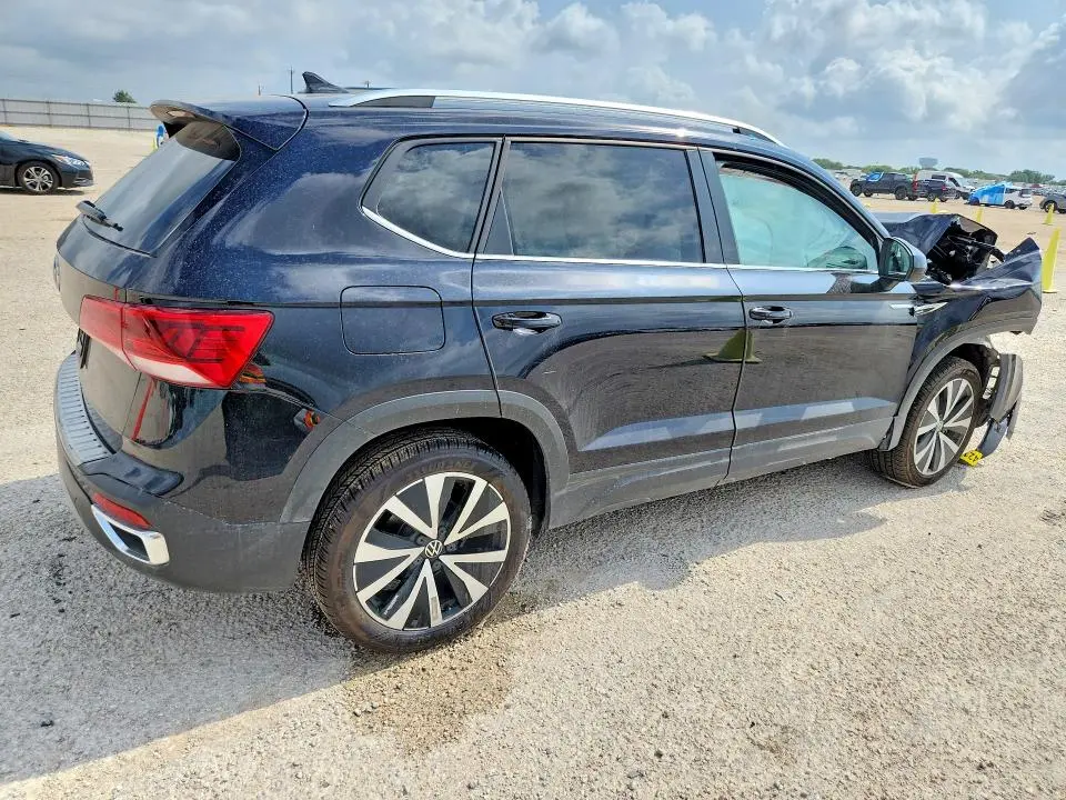 2023 VOLKSWAGEN TAOS SE  