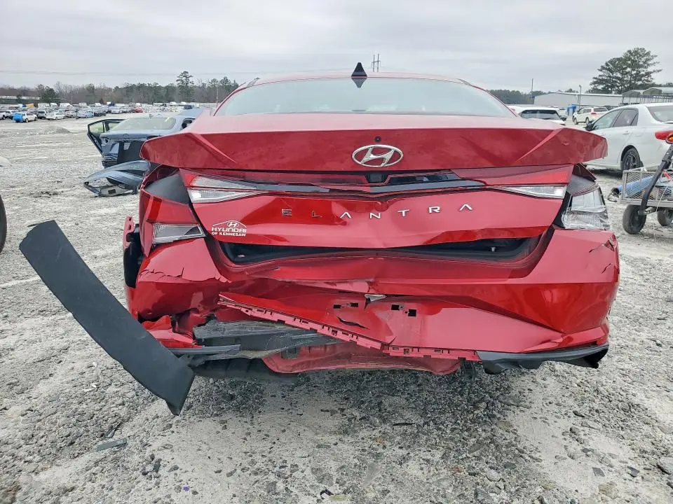 2022 HYUNDAI ELANTRA SEL  
