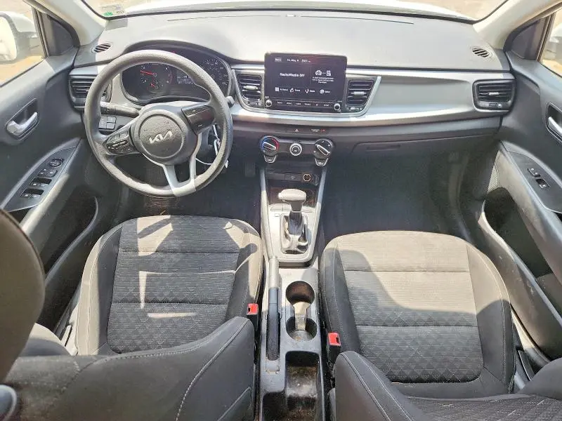 2022 KIA RIO LX  