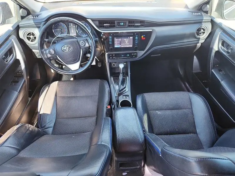 2018 TOYOTA COROLLA SE  