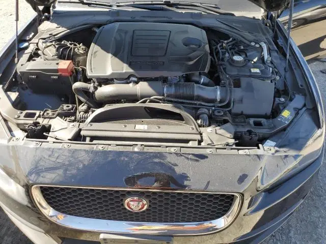 2019 JAGUAR XE PREMIUM  
