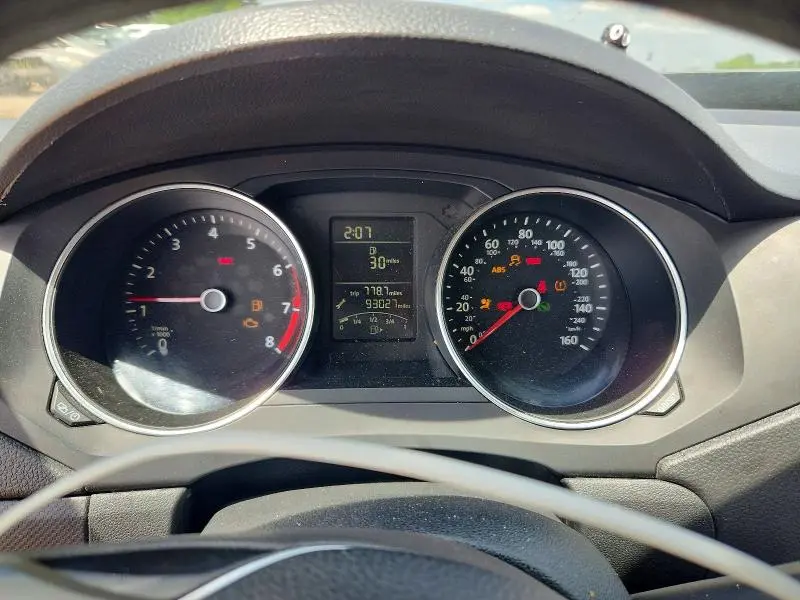 2015 VOLKSWAGEN JETTA BASE  