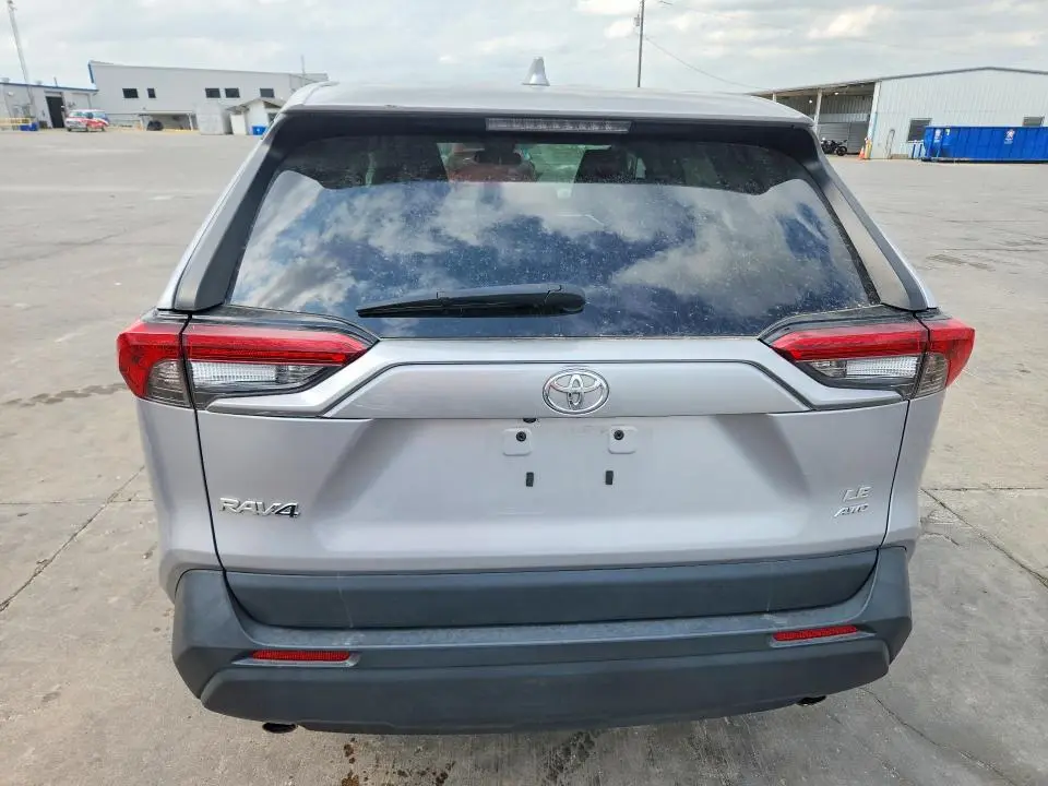 2024 TOYOTA RAV4 LE  