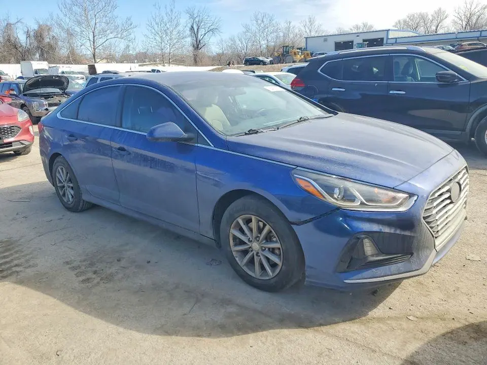 2018 HYUNDAI SONATA SE  
