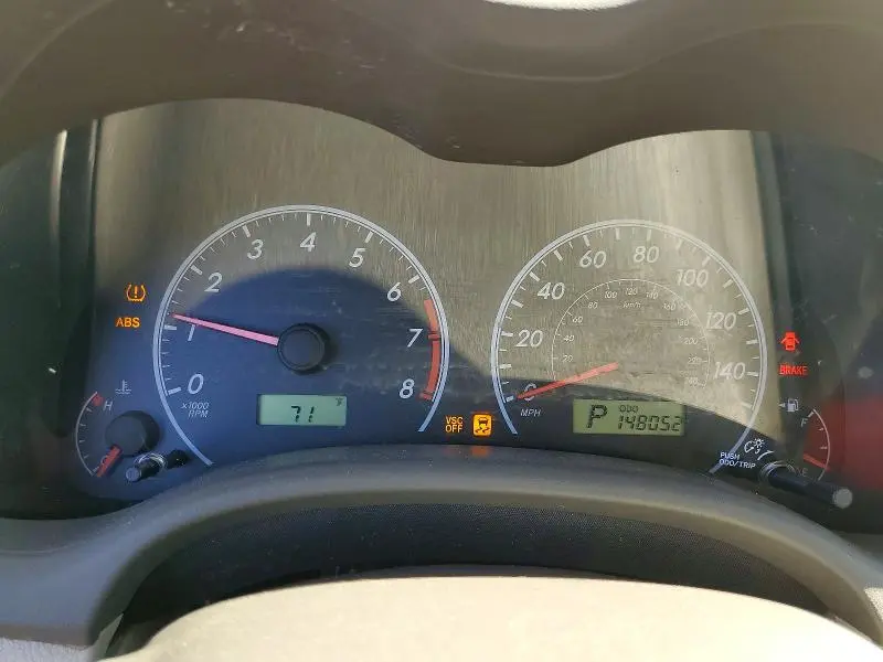 2010 TOYOTA COROLLA LE  