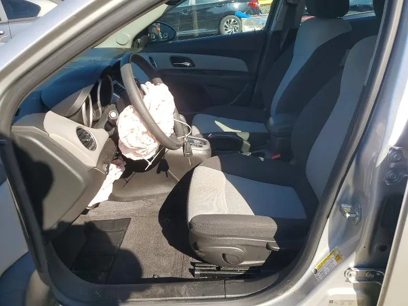2011 CHEVROLET CRUZE LS  