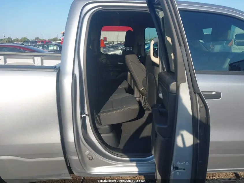 2019 RAM 1500 TRADESMAN  4X2 6'4 BOX