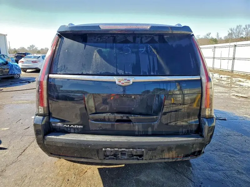 2017 CADILLAC ESCALADE LUXURY  