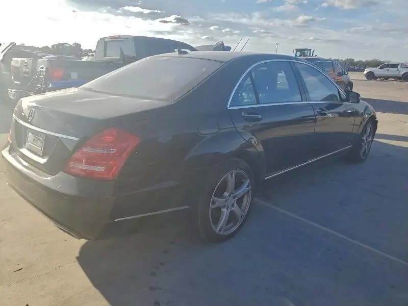 2013 MERCEDES-BENZ S 550  