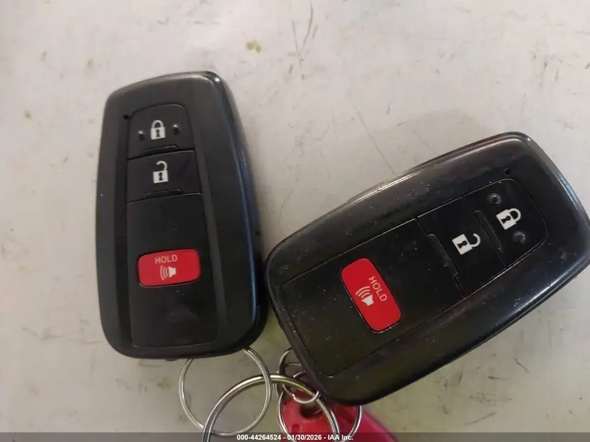 2019 TOYOTA COROLLA XSE