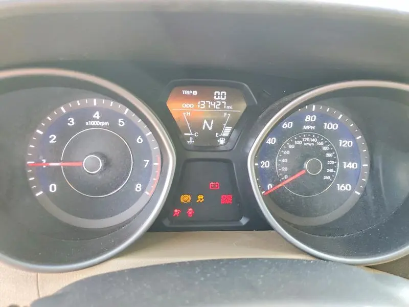 2013 HYUNDAI ELANTRA   