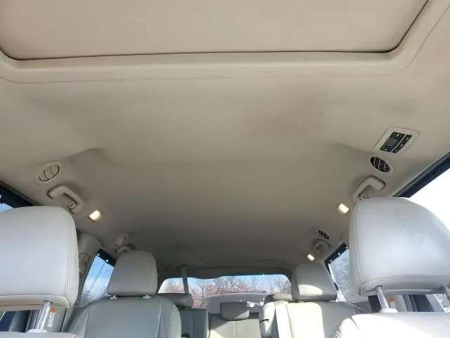 2018 TOYOTA SIENNA XLE  
