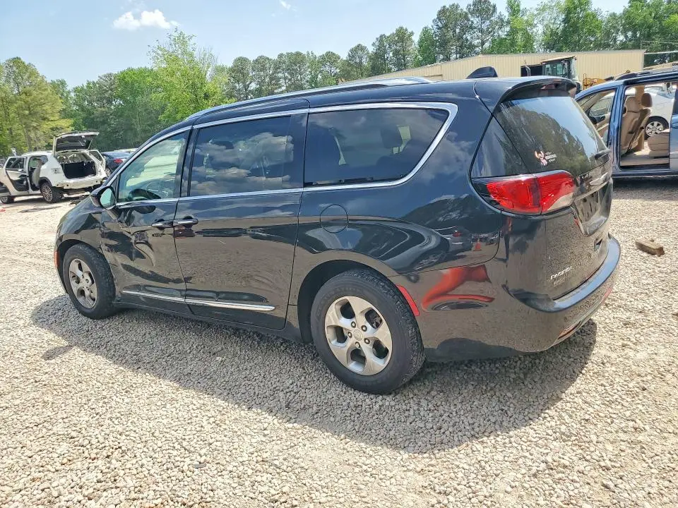 2017 CHRYSLER PACIFICA TOURING L PLUS  