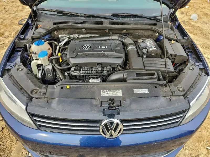 2014 VOLKSWAGEN JETTA SE  