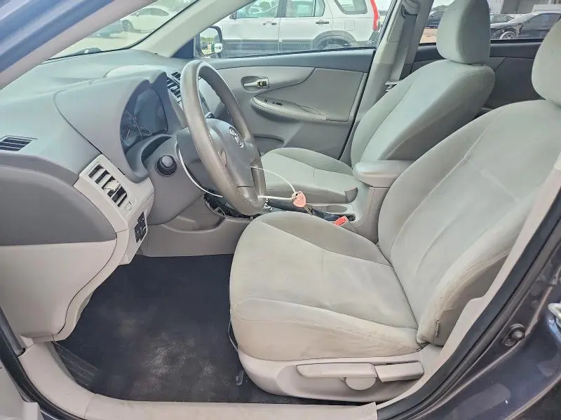 2010 TOYOTA COROLLA LE  