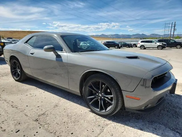2018 DODGE CHALLENGER SXT  