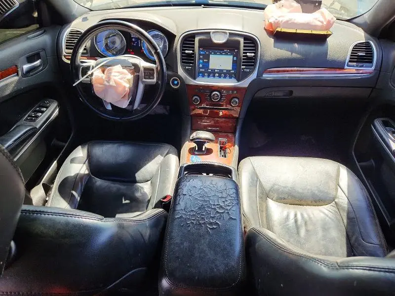 2013 CHRYSLER 300   