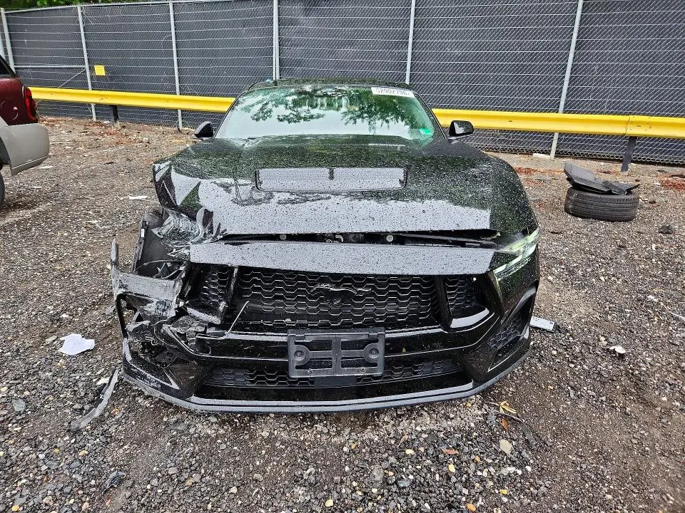 2025 FORD MUSTANG GT  