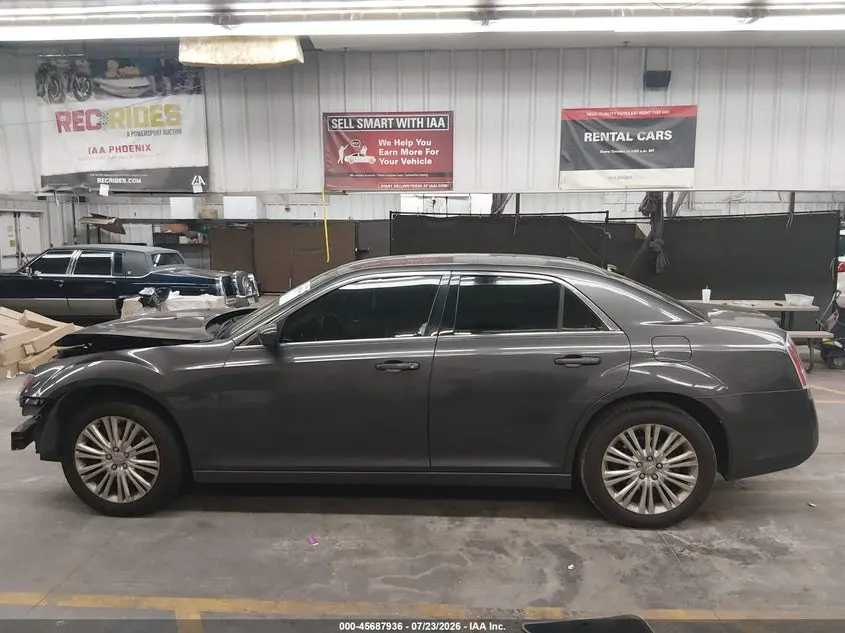 2013 CHRYSLER 300 MOTOWN