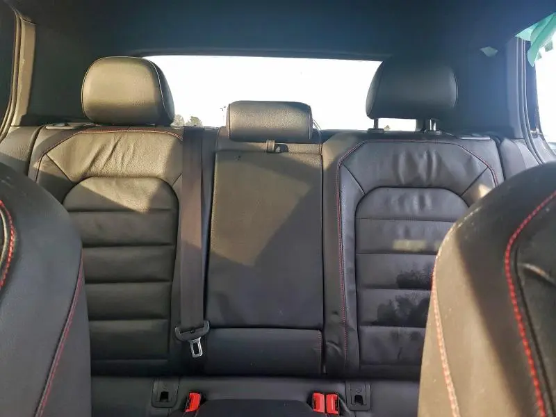 2017 VOLKSWAGEN GTI SPORT  