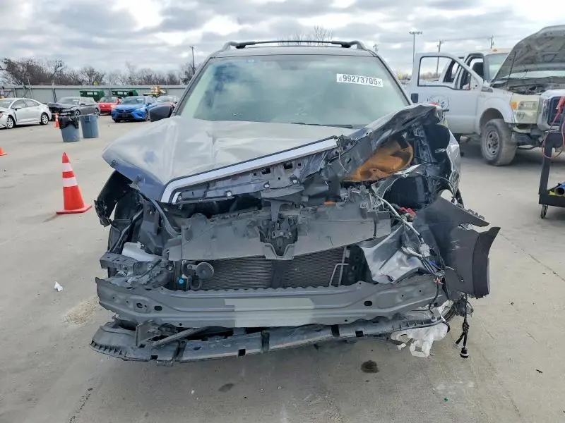 2021 SUBARU FORESTER   