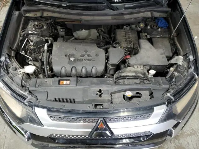 2019 MITSUBISHI OUTLANDER ES  