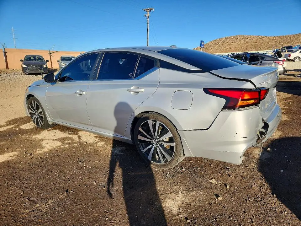 2020 NISSAN ALTIMA SR  