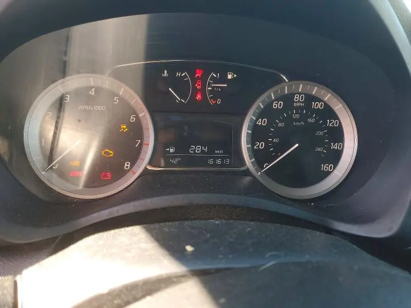 2015 NISSAN SENTRA SV  