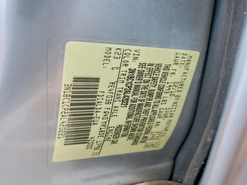 2010 NISSAN VERSA S  