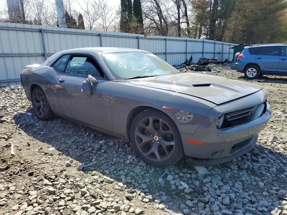 2018 DODGE CHALLENGER SXT  