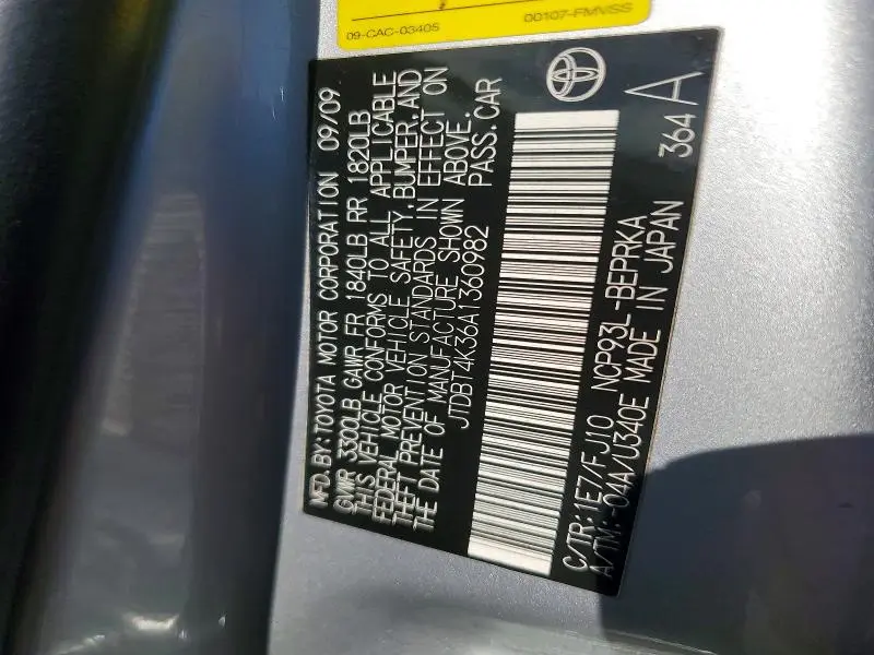 2010 TOYOTA YARIS BASE  