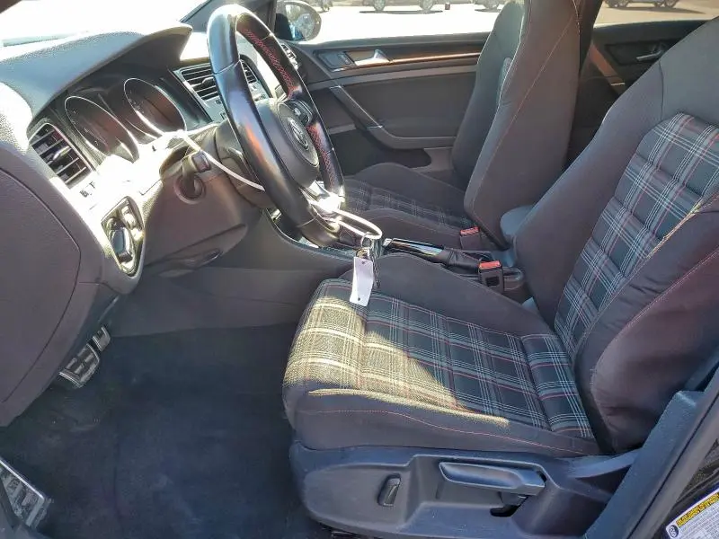 2017 VOLKSWAGEN GTI S/SE  