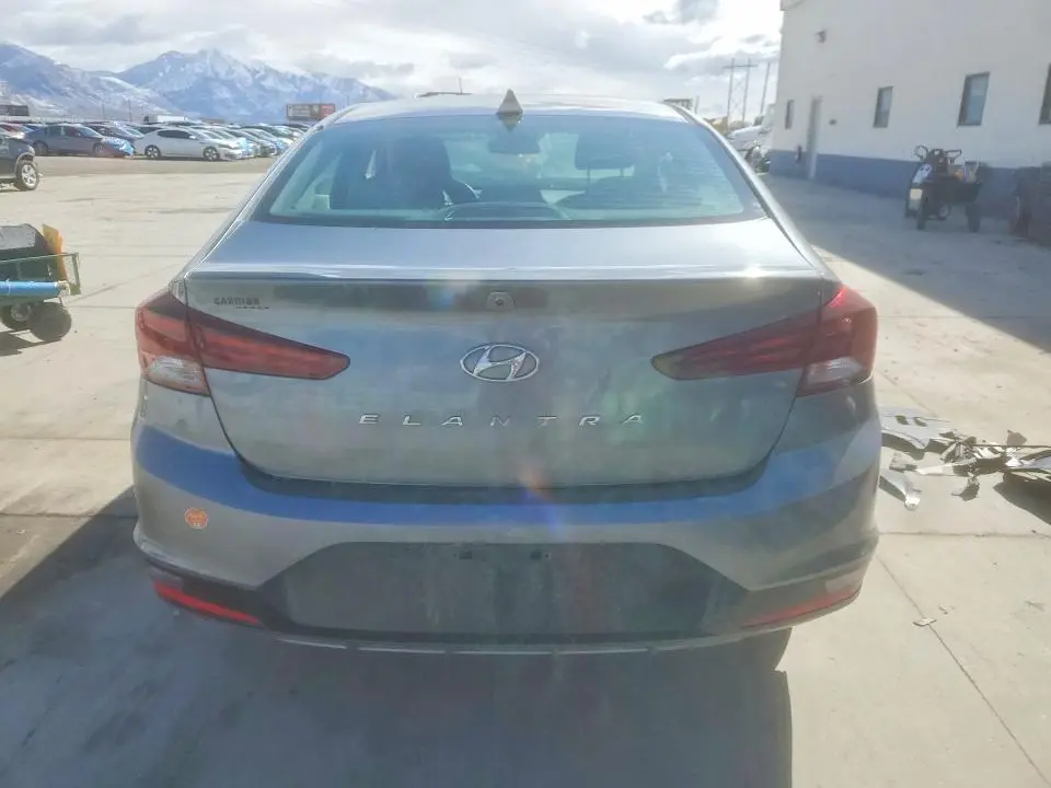 2019 HYUNDAI ELANTRA SEL  