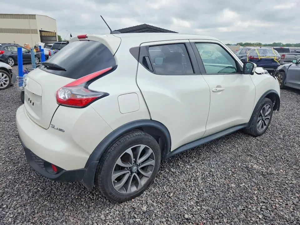 2017 NISSAN JUKE SL  