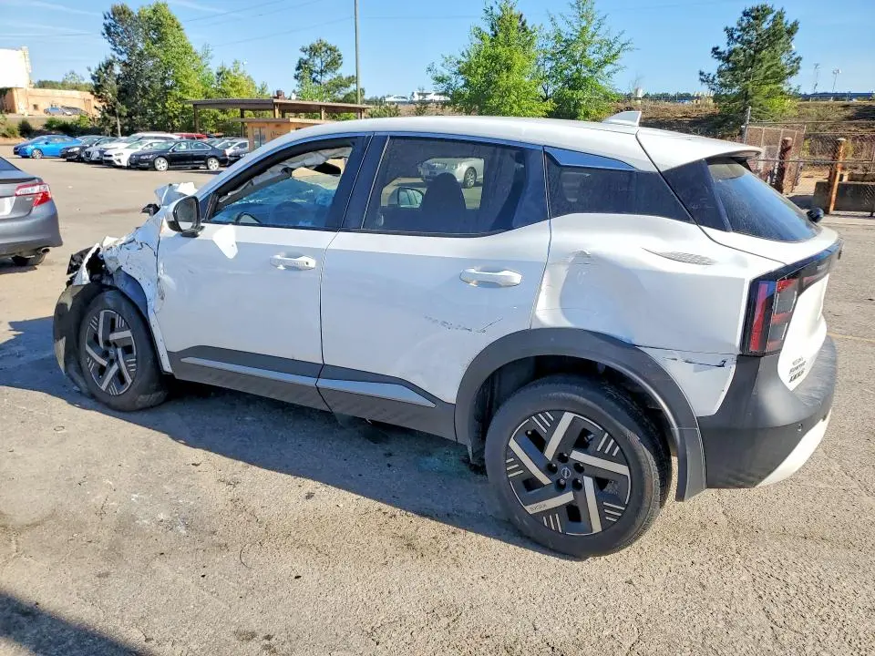 2025 NISSAN KICKS SV  