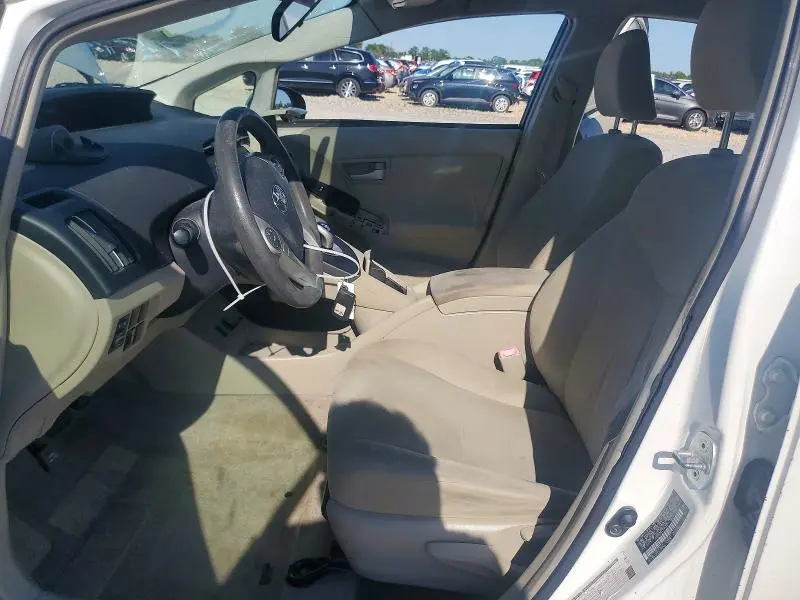 2010 TOYOTA PRIUS III  