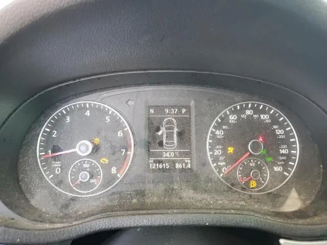 2013 VOLKSWAGEN PASSAT SE  