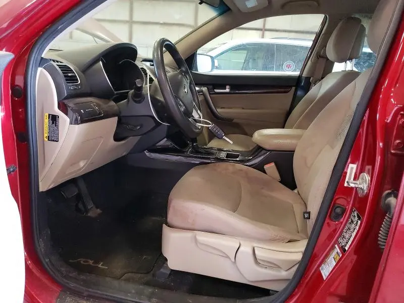 2015 KIA SORENTO LX  