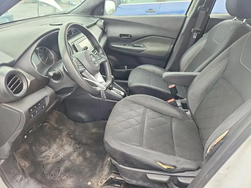 2020 NISSAN KICKS S  
