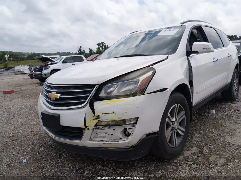 2015 CHEVROLET TRAVERSE LT