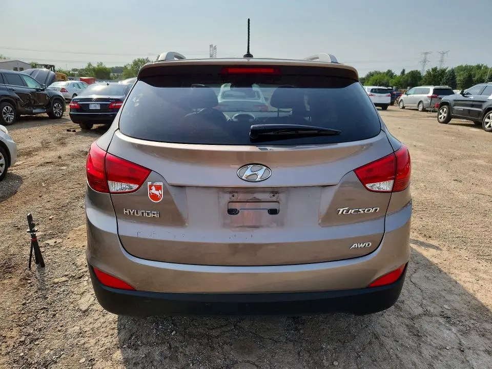 2013 HYUNDAI TUCSON GLS  