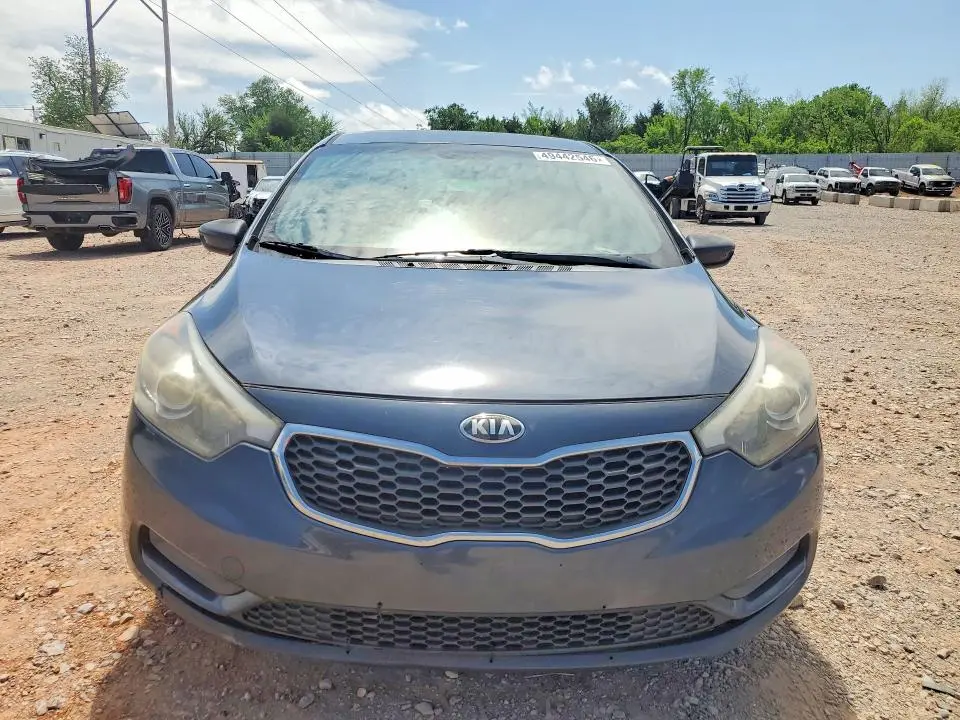 2016 KIA FORTE LX  