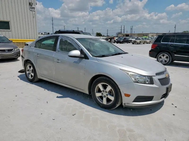 2013 CHEVROLET CRUZE LT  